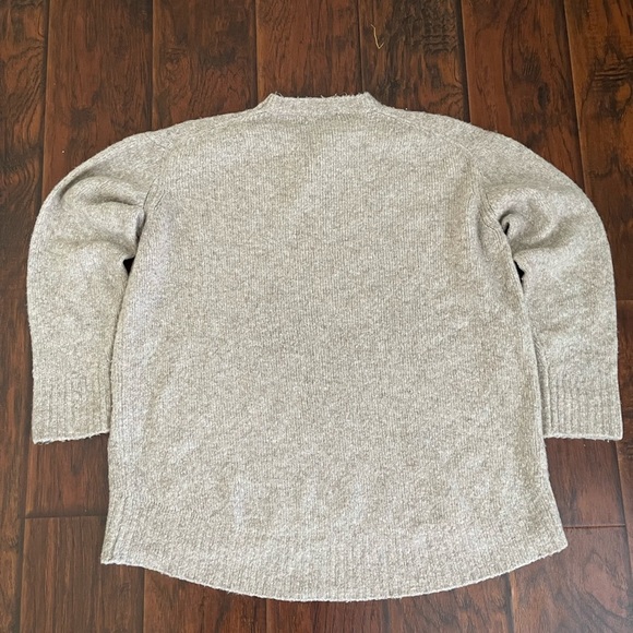 Zara Wool Blend Cream Crew Neck Sweater Medium - Picture 5 of 9